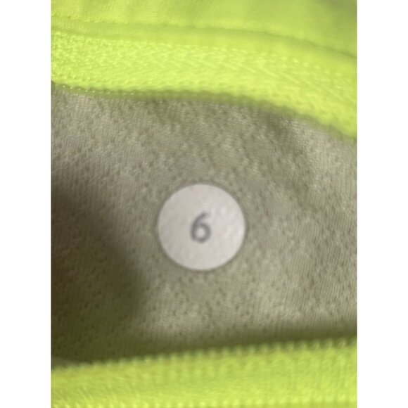 Women’s Lululemon Speed Up Shorts Size 6 Neon Yellow Running Gym Workout.   J - Picture 6 of 8